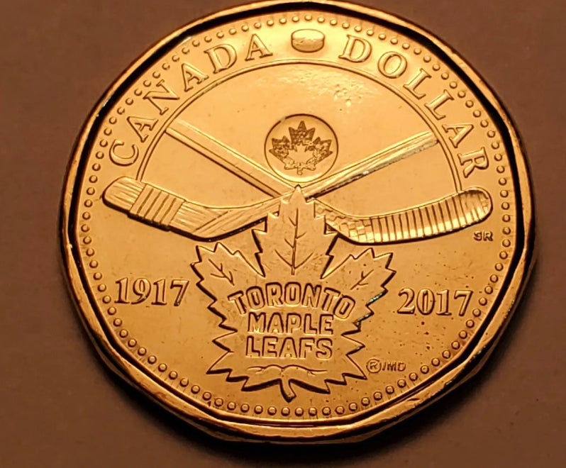 ERROR COIN 2017 Toronto Die Chip on Maple Leaf Loonie  BU