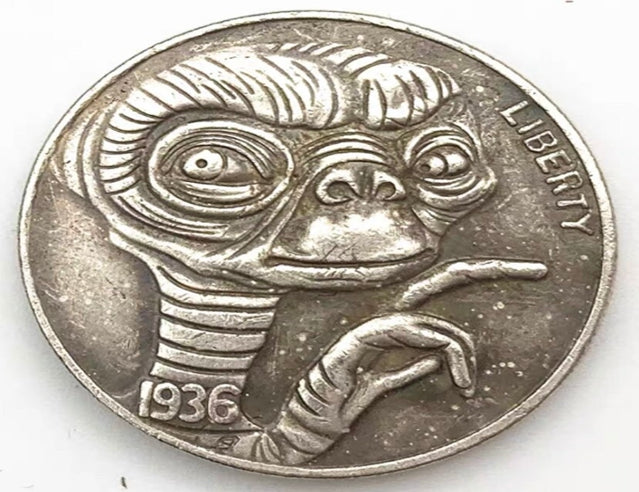 Hobo Coin - Pièce cadeau Alien Craft mignonne dans une capsule de protection en plastique gravée en cuivre