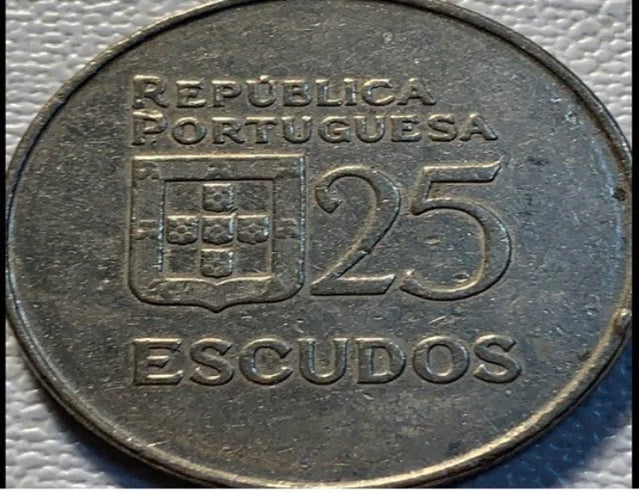 1981 PORTUGAL 25 escudos VF