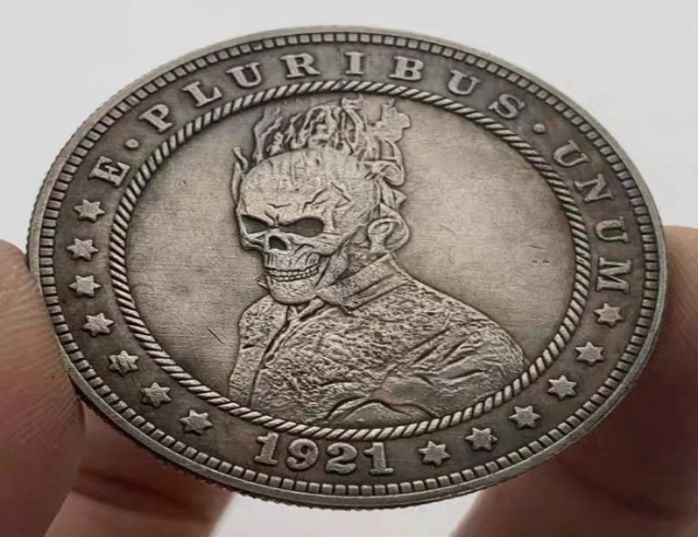 Lucky Coin - Ghost Rider - Pièce cadeau artisanale dans une capsule de protection en plastique plaqué argent