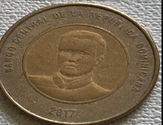 2017 Dominikaner 10 Peso VF